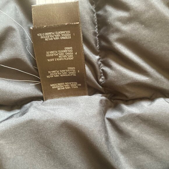 The North Face Down Vest - Black - Women's Size M - Picture 6 of 13